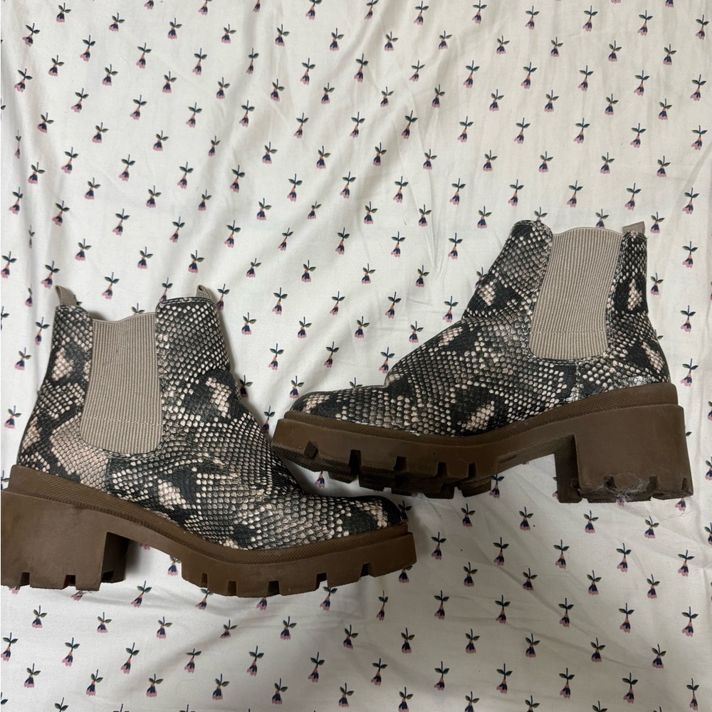 Stylish Snake Print Ankle Boots Universal Thread